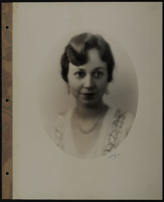 The Junior League of Fort Worth Portraits Scrapbook, 1931, Page 27