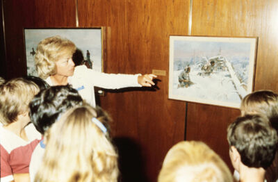 Ann Heinz Leading Amon Carter Museum Tour Slide, 1981