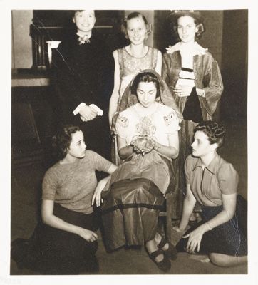 rulon, hackle, gessner, hoverson, and brady with plaque photograph, c. 1948 (image)