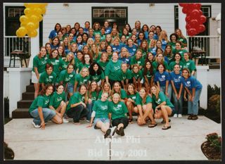 Beta Zeta Chapter Bid Day Group Photograph, 2001