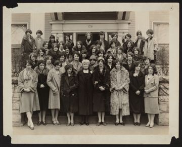 Gamma Chapter Photograph, 1925-1926
