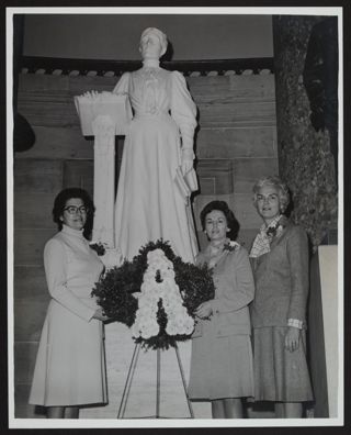 Jones, Selig, and Boyd with Wreath in Front of Frances Willard Statue Photograph, December 3, 1976