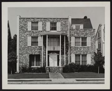 Beta Pi Chapter House Photograph