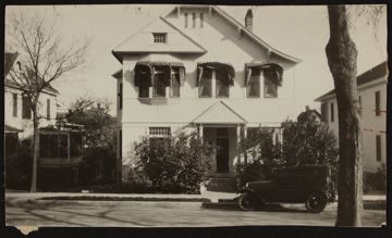 Omega Chapter House Photograph, 1930