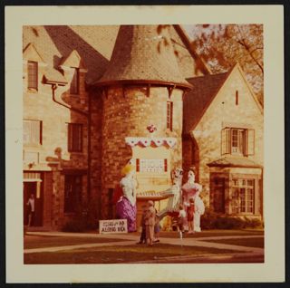 Beta Gamma 13th Street Chapter House Decorated for Sing Along Photograph