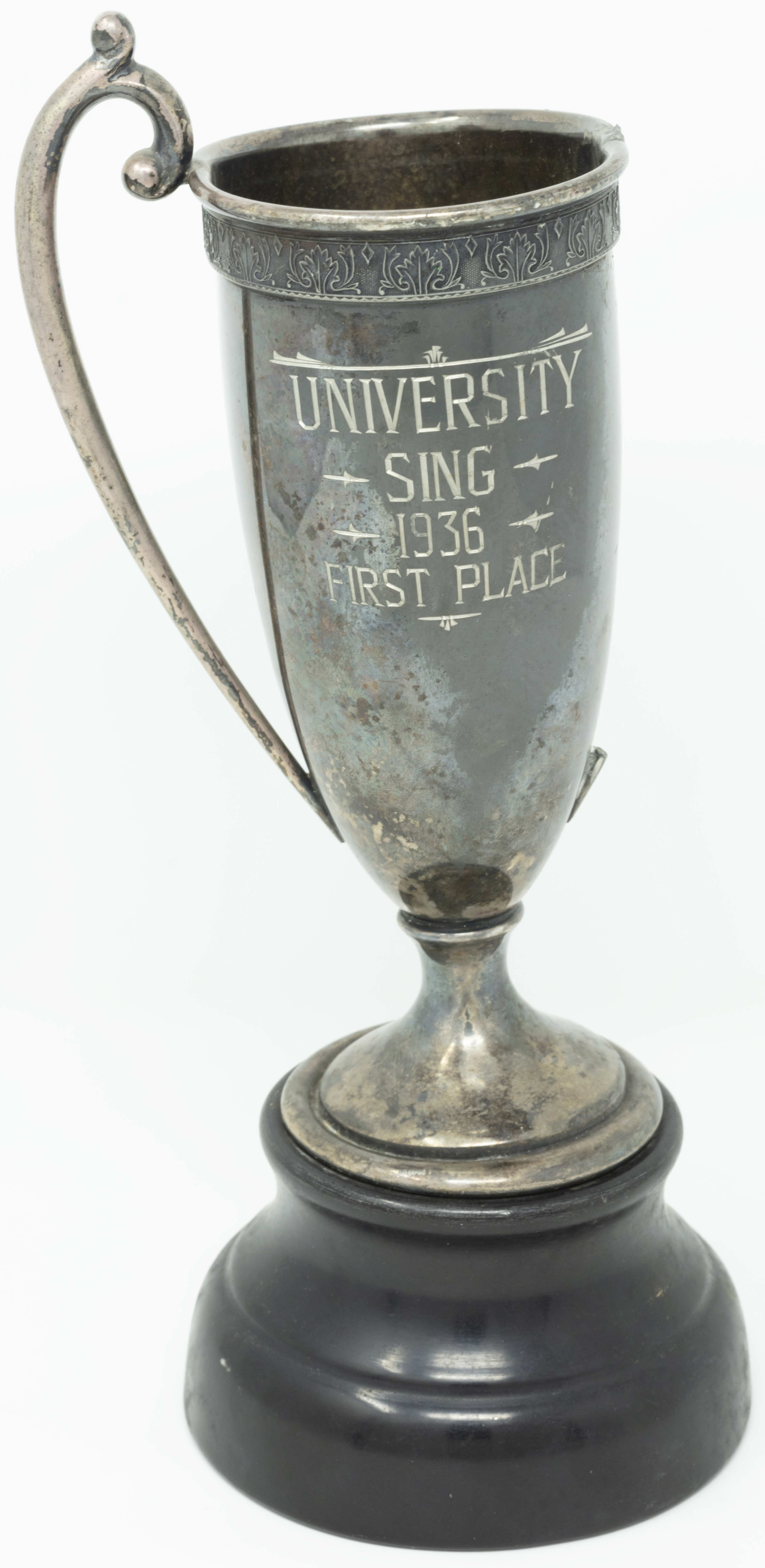 Beta Epsilon Chapter Won University Sing Competition