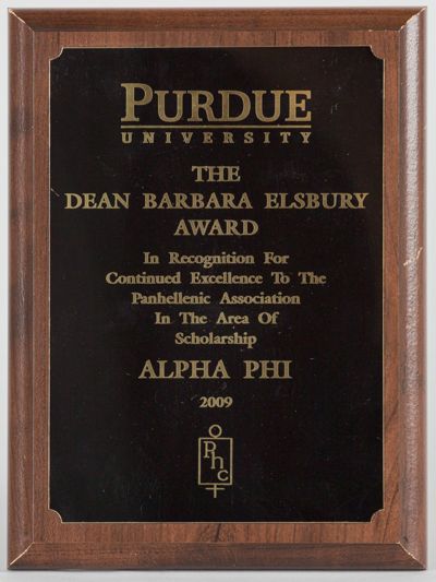 Delta Mu Chapter Presented With Dean Barbara Elsbury Award
