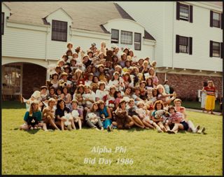 Phi Chapter Bid Day Photograph, 1986