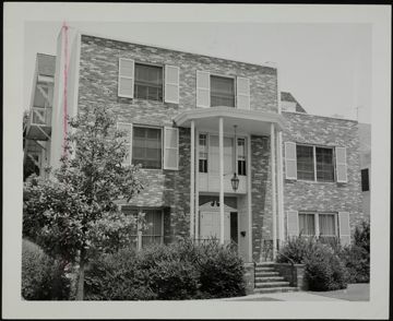 Beta Pi Chapter House Photograph
