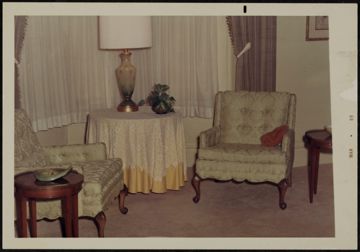 Delta Epsilon Chapter Parlor Photograph, March 19, 1969