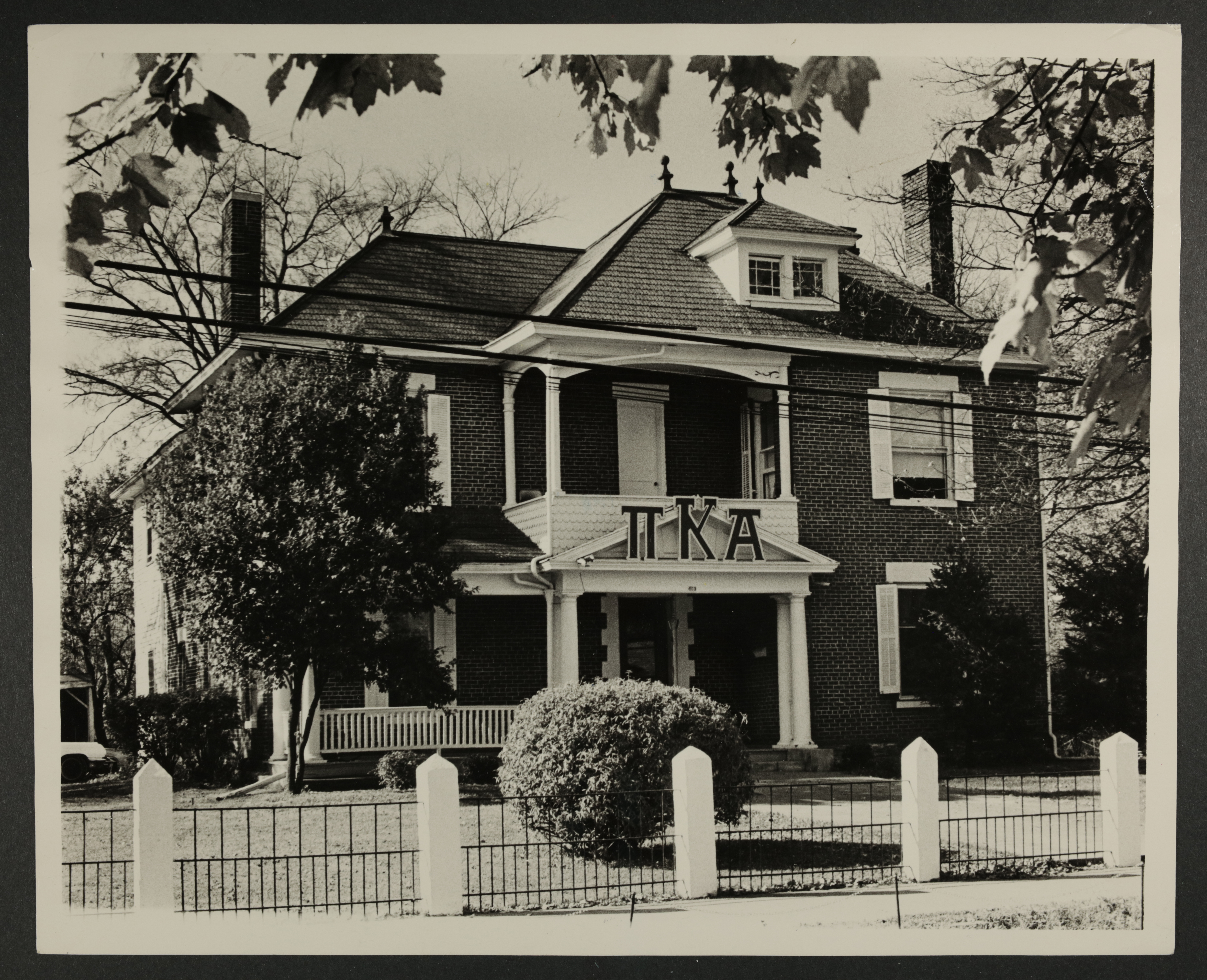 Eta Zeta Chapter House Photograph, 1975