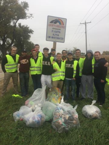 Kappa Omega Chapter Members Clean Up A Highway Photograph