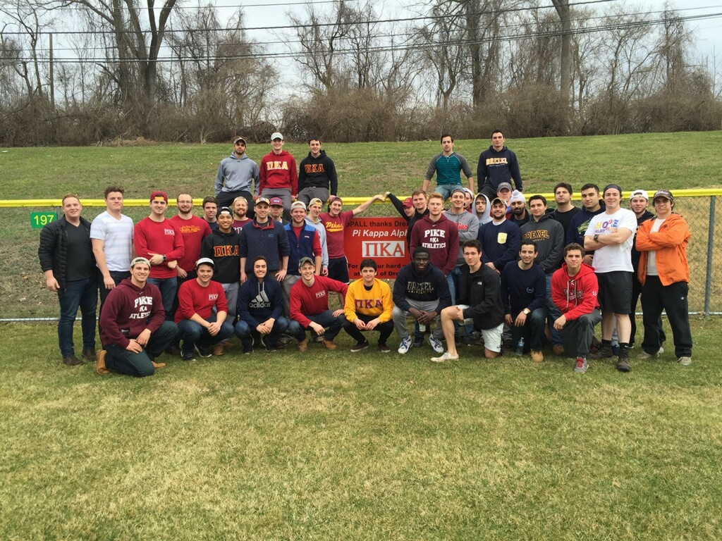 Group of Lambda Zeta Chapter Members Photograph, 2017