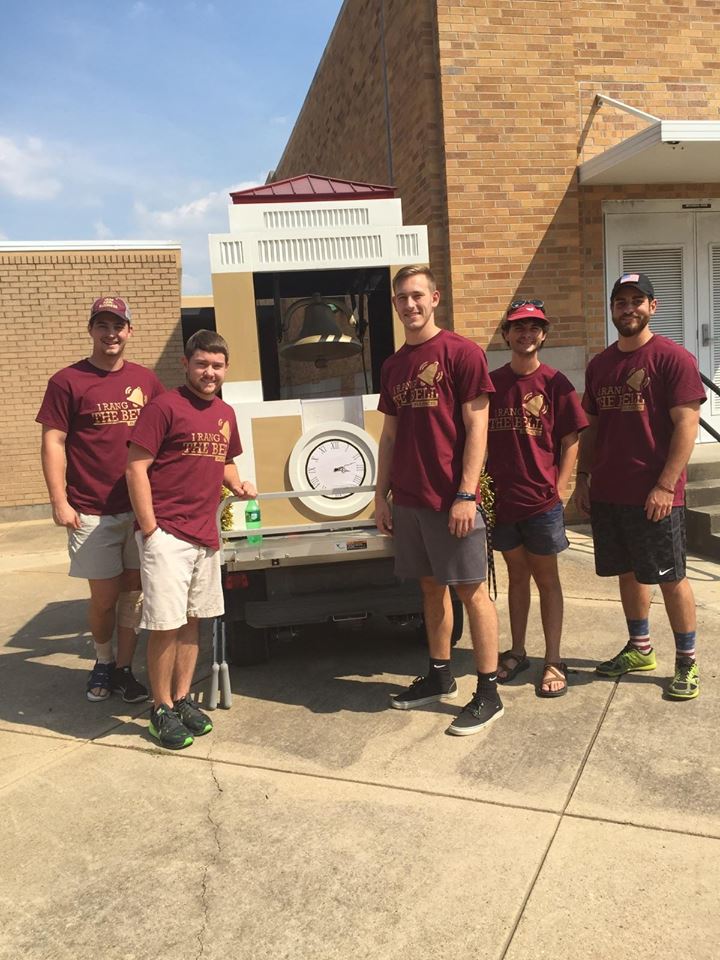 Five Eta Omicron Chapter Members with a Bell Photograph