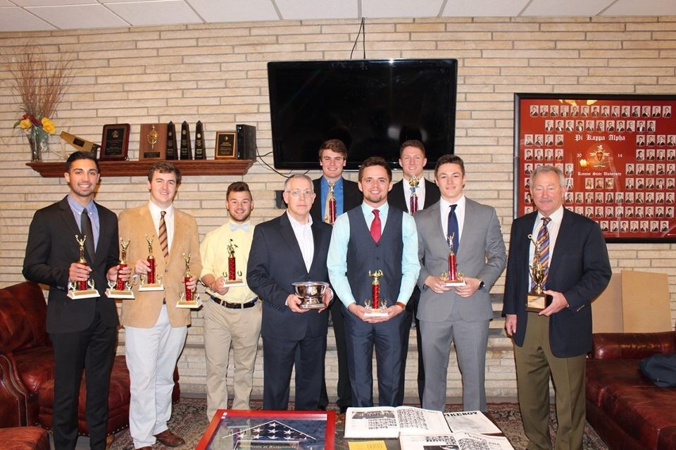 Alpha Omega Chapter Members and Alumni with Awards Photograph