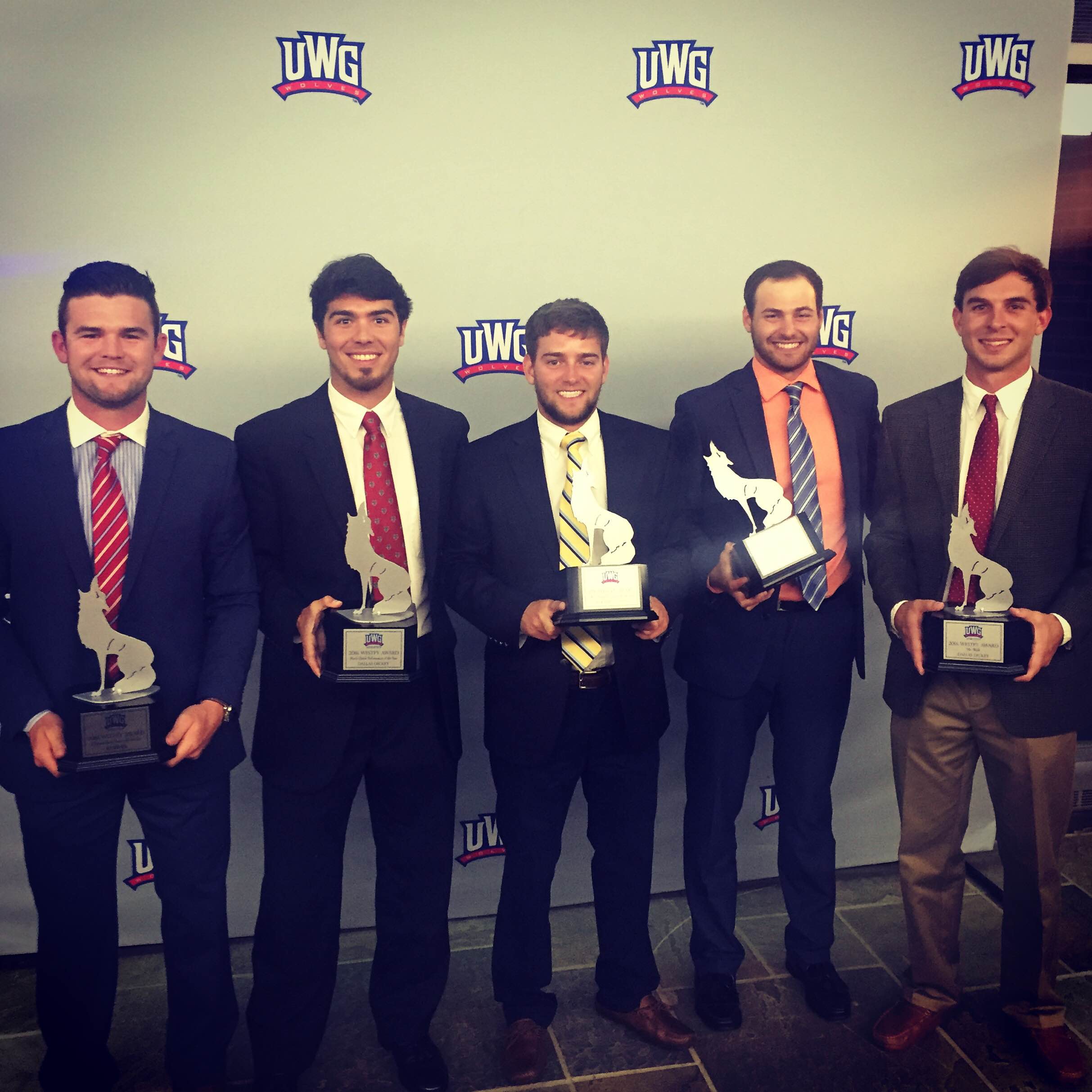 Five Eta Sigma Chapter Members Receive Awards Photograph