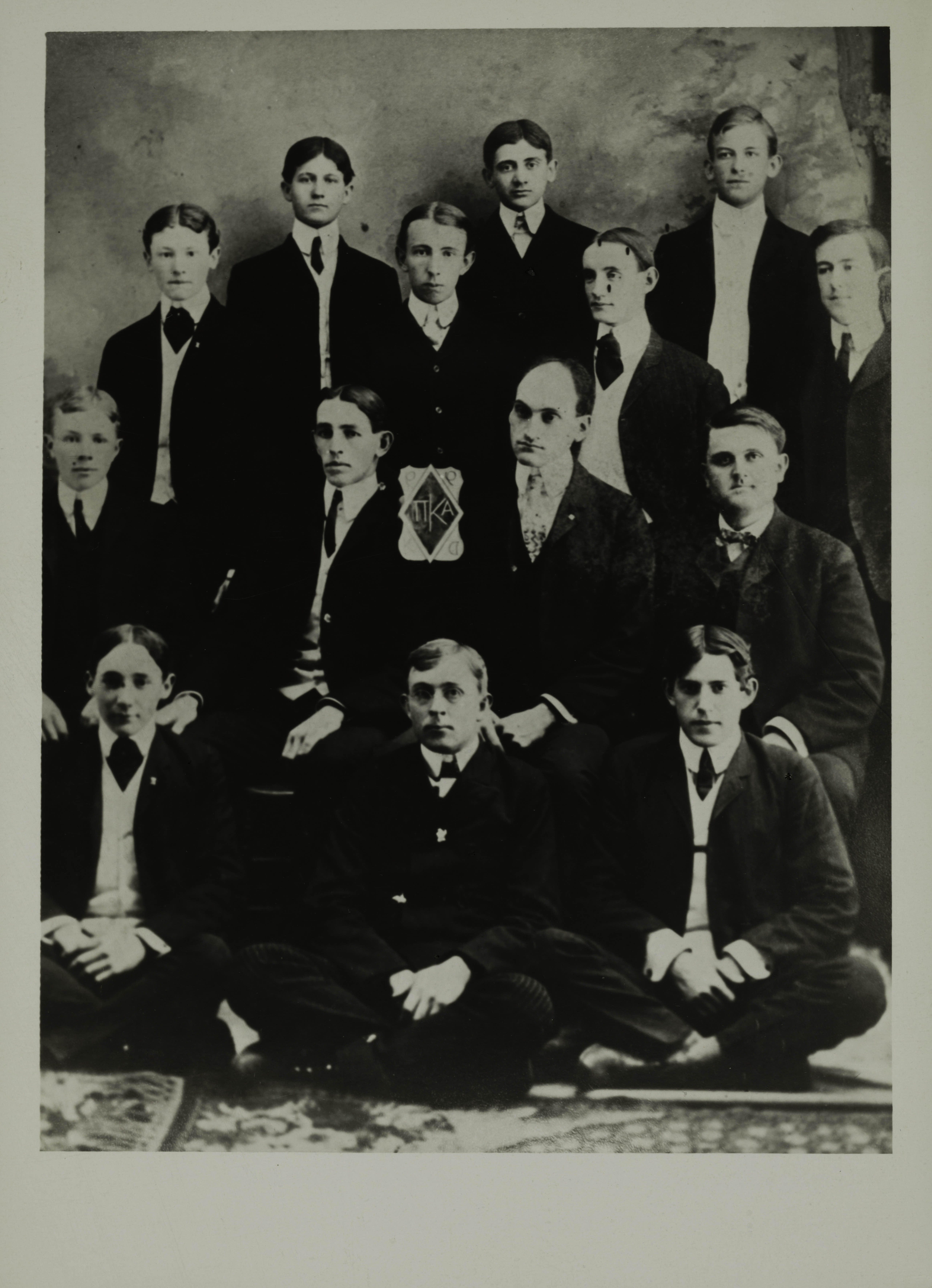 Gortatowsky, Townsend, Smith, Hodges and Unidentified Photograph 2, 1903-1904