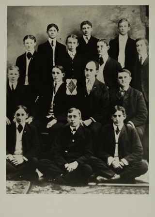 Gortatowsky, Townsend, Smith, Hodges and Unidentified Photograph 1, 1903-1904