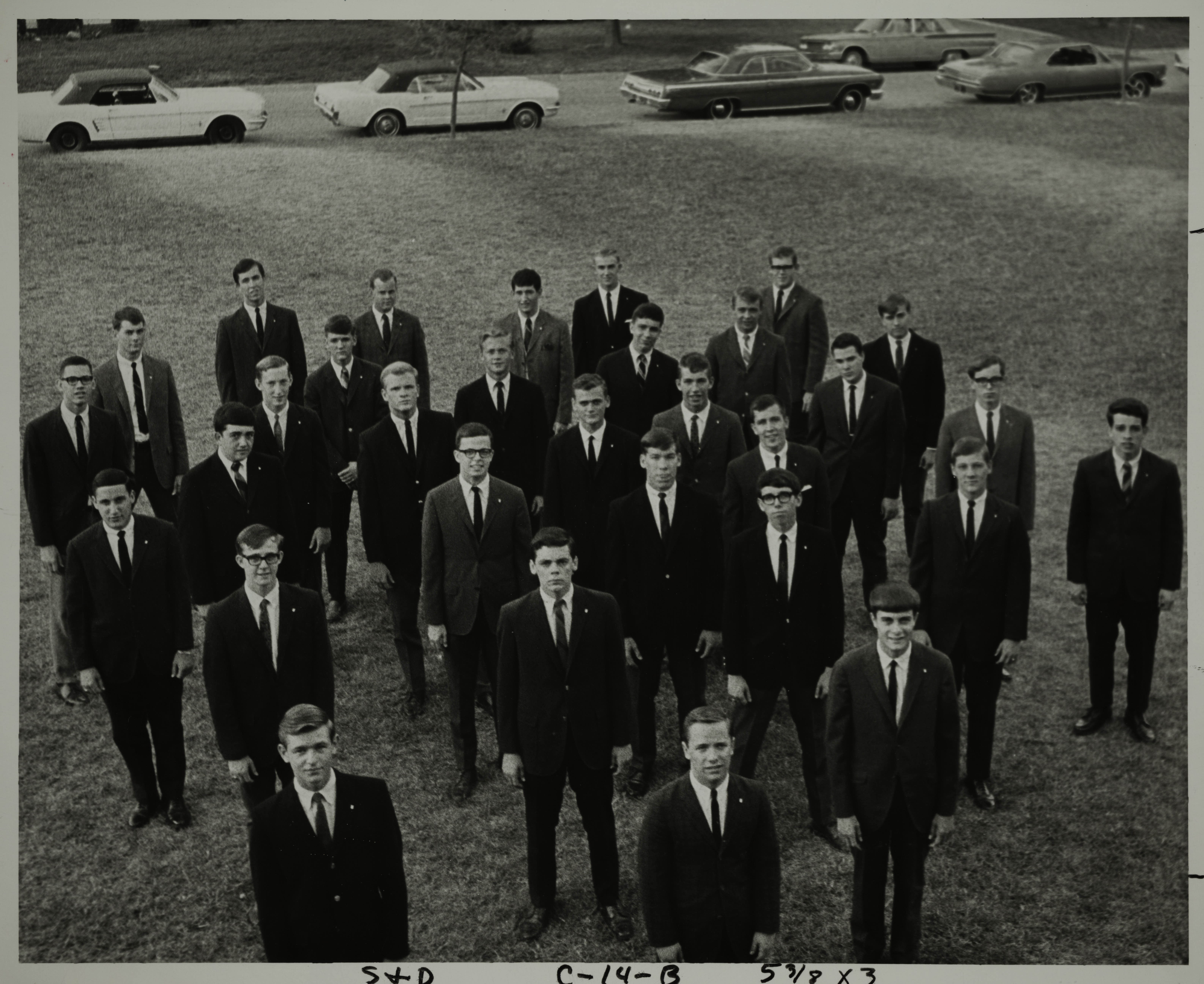 Alpha Omega Chapter Pledge Class Photograph, Fall 1966