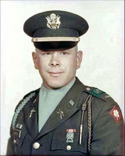1LT: Green, 1LT Jeffrey Wallace