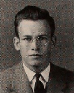 GSM_Image_Barnhill_Lucian_Aubrey_1943_MS_State_Yearbook_Photo_new.jpg