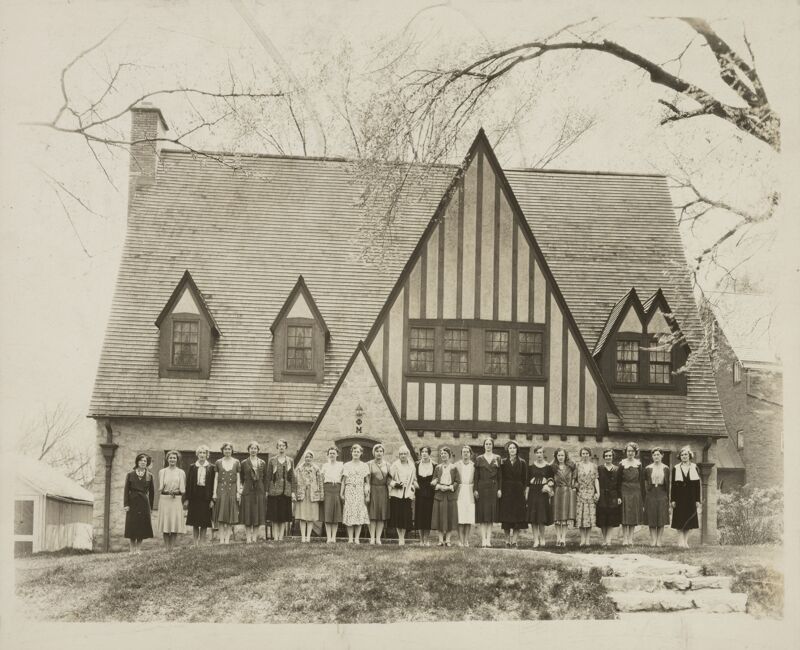circa 1929-1931 Zeta Theta Chapter in Front of Chapter House Photograph Image