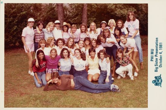 Kappa Beta Big Sister Presentation Photograph, October 4, 1981 (image)