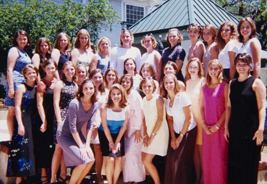 Kappa Omega Parents' Day Photograph, 1999 (image)