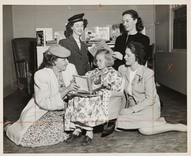 Long Beach Phi Mus with Child in Hospital Photograph Image
