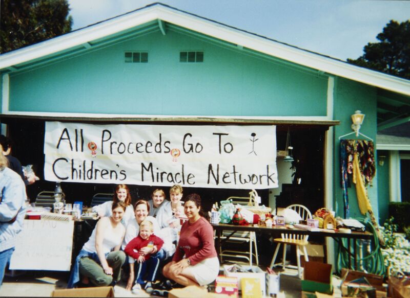 Santa Clara Valley Alumnae CMN Garage Sale Photograph, April 8, 2000 (Image)