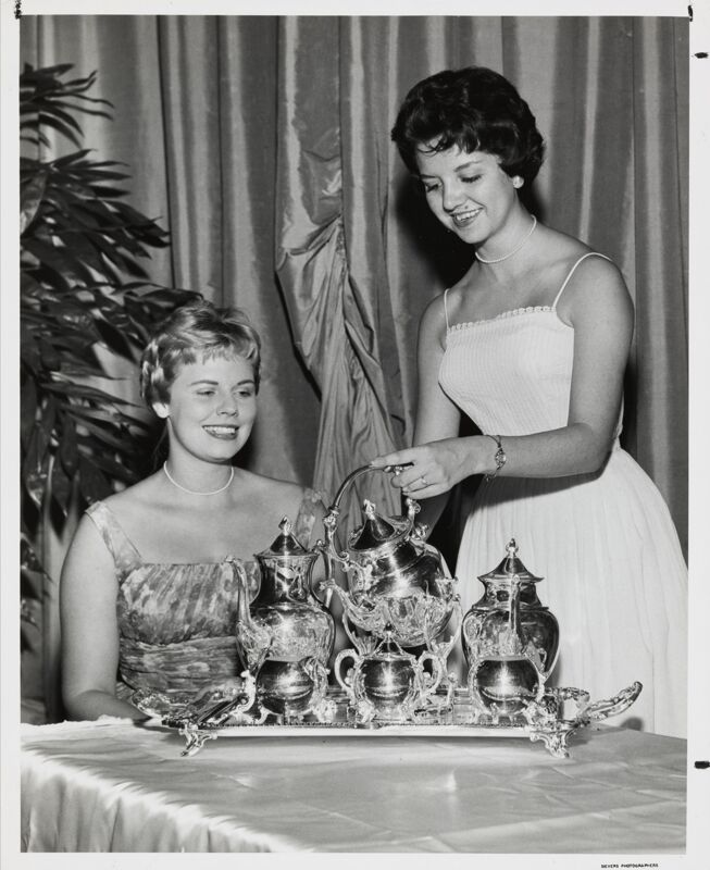 1960 Outstanding Chapter Award Photograph Image