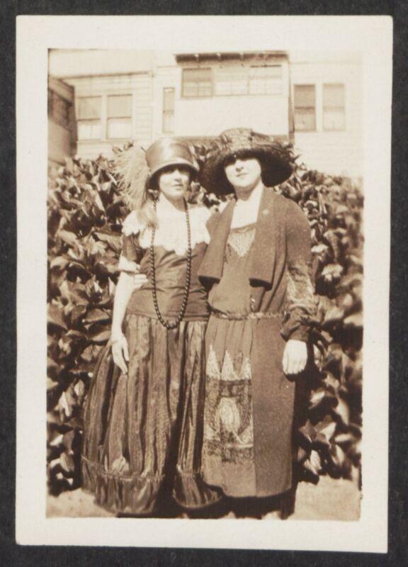 June 1923 Atlelia & Beryl Molleson Photograph Image