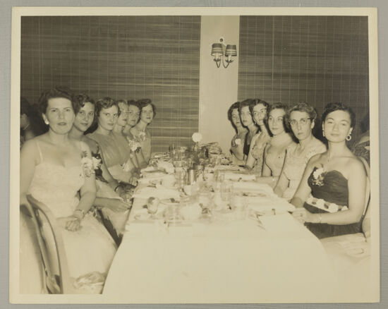 Alpha Epsilon Chapter Members at Convention Banquet Photograph, June 24-30, 1956 (image)