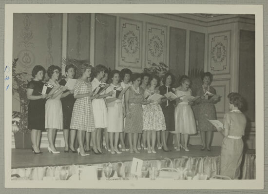 Convention Choir Rehearsing Photograph, June 30-July 5, 1962 (image)