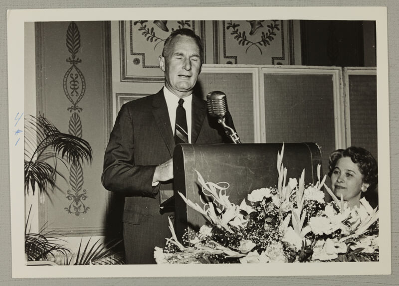 Richard Fletcher Speaks at Convention Philomathean Dinner Photograph, June 30-July 5, 1962 (Image)
