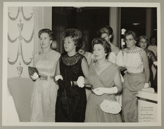 Phi Mus Process into Banquet at Convention Photograph, July 3-7, 1964 (image)