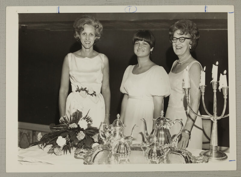 Bash, Boyer, and Isaacson With Outstanding Chapter Award Photograph, July 7-12, 1968 (Image)