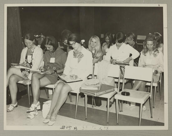 Collegiate Delegates at Convention Workshop Photograph, July 5-10, 1970 (image)