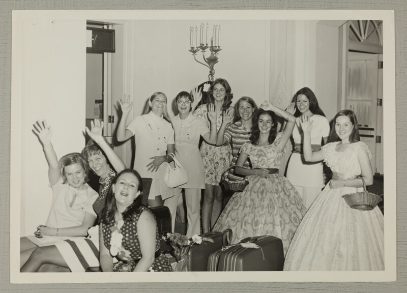 Louisiana Collegiate Convention Hostesses Photograph, July 7-12, 1972 (Image)