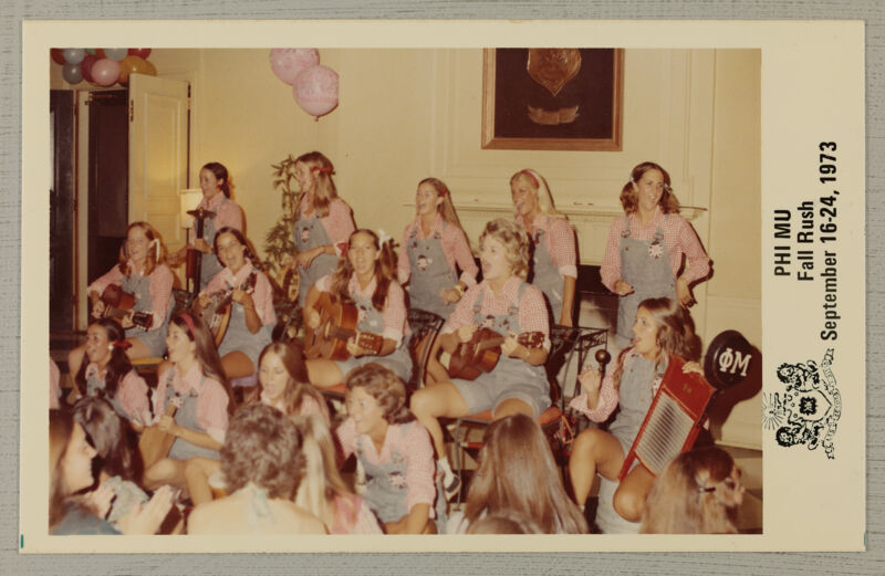 Alpha Alpha Chapter Washboard Band Photograph, September 16-24, 1973 (Image)