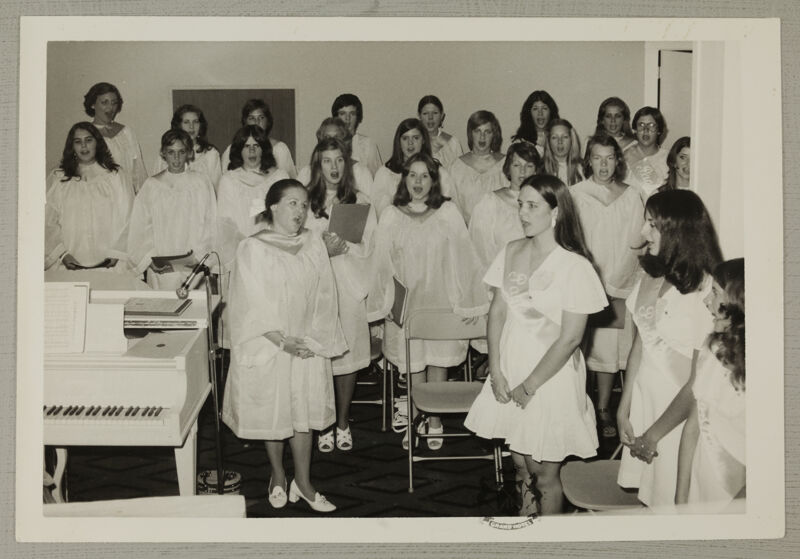 Convention Choir Photograph, August 2-7, 1974 (Image)