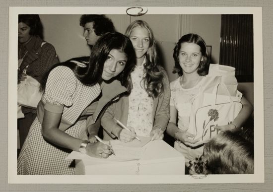 Three Phi Mus Vote Photograph, August 2-7, 1974 (image)