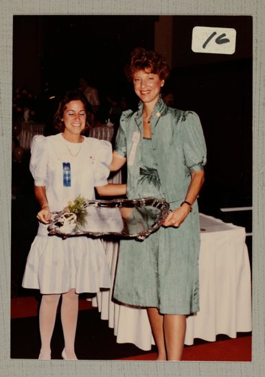 Pam Wadsworth Presenting Award at Convention Photograph, June 30-July 5, 1984 (image)