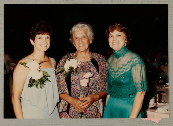 Judy Price with Unidentified Phi Mus at Convention Photograph, June 30-July 5, 1984 (image)