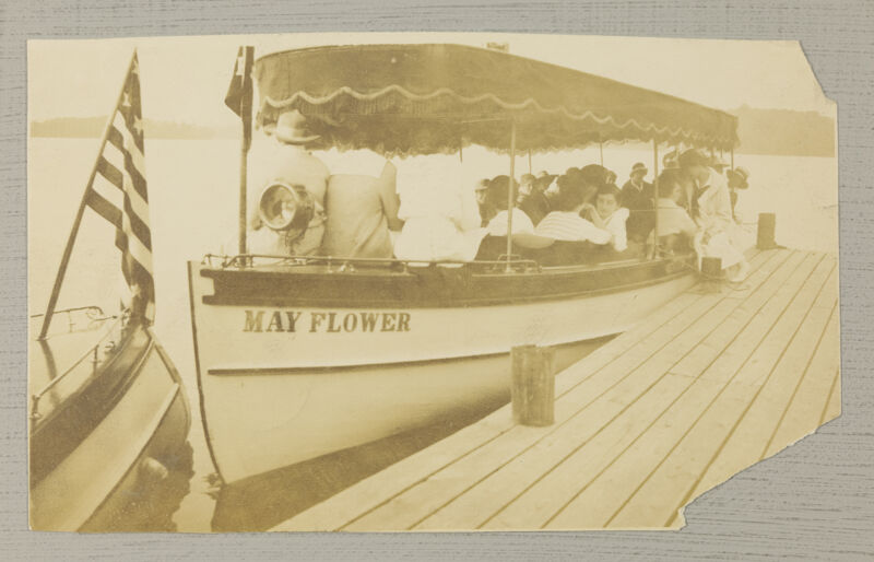 Phi Mus on Convention Boat Tour Photograph, June 27-July 1, 1916 (Image)