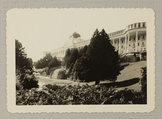 Mackinac Island Grand Hotel Photograph, July 12-17, 1946 (Image)