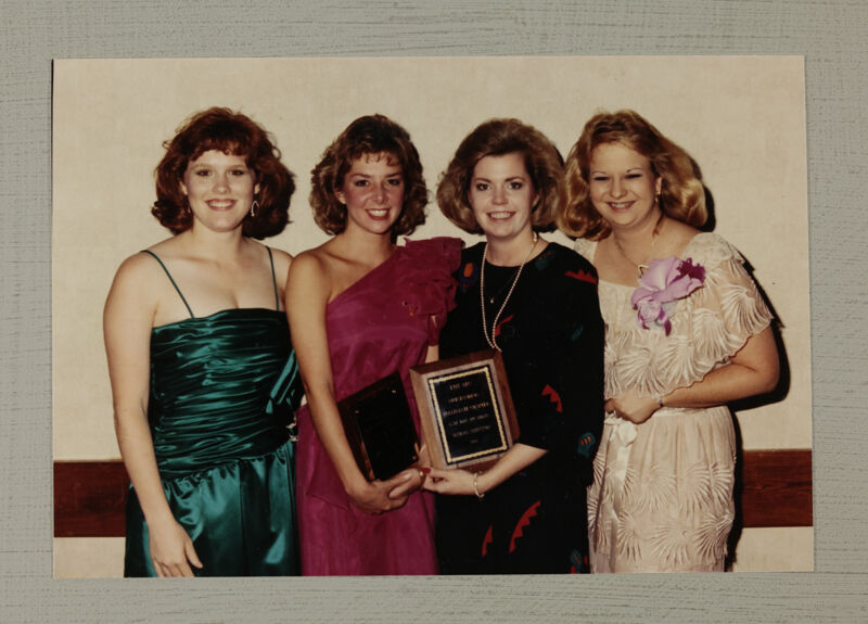 Outstanding Collegiate Chapter Award Winners Photograph, July 6-10, 1986 (Image)