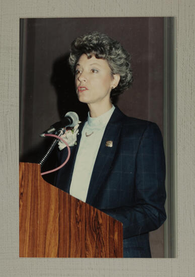 Pam Wadsworth Speaking at Convention Photograph 1, July 1-5, 1988 (image)