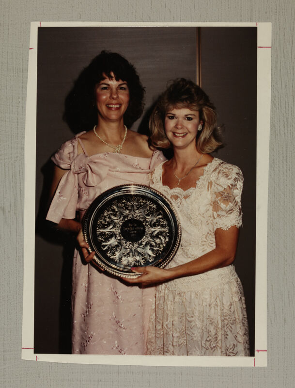 Outstanding Alumnae Chapter Awards Winners Photograph, July 1-5, 1988 (Image)