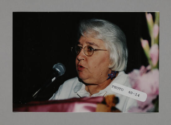 Donna Reed Speaking at Convention Photograph, July 3-5, 1998 (image)